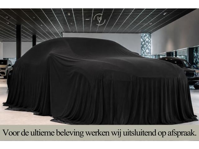 Lamborghini Urus 2022 Benzine