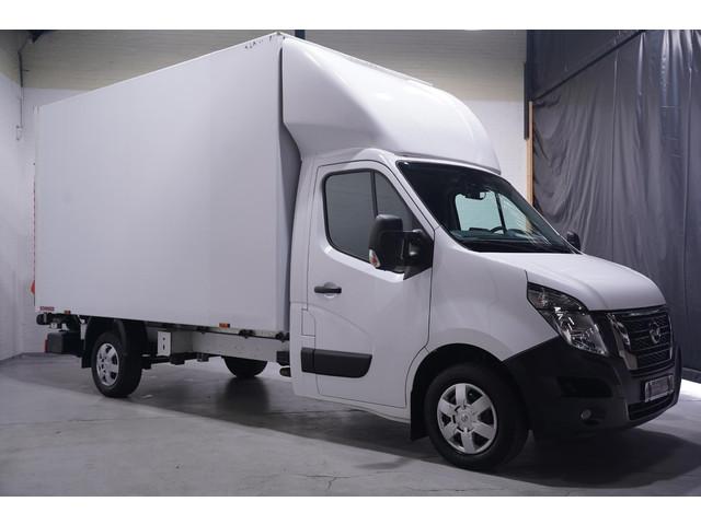 Nissan Interstar