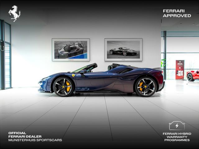 Ferrari SF90 Spider