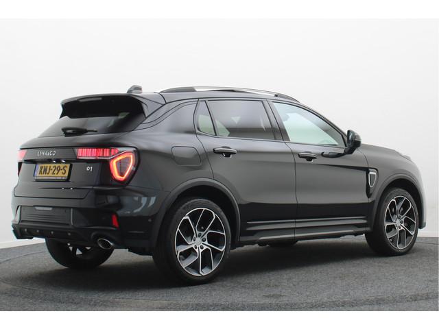 Lynk & Co 01