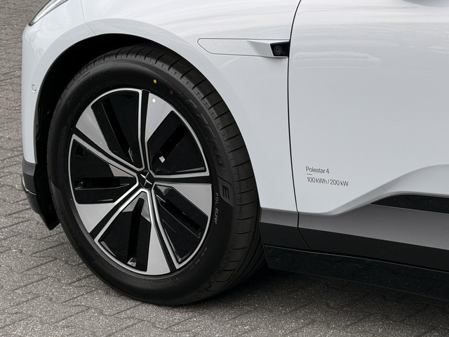 Polestar 4