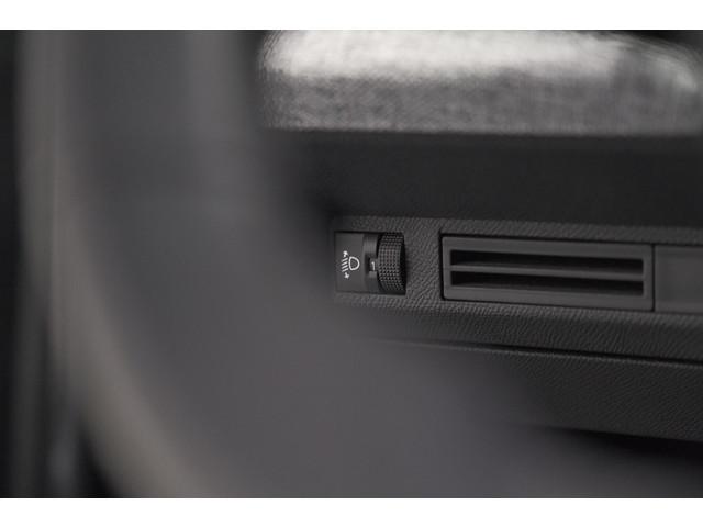 Peugeot E-3008