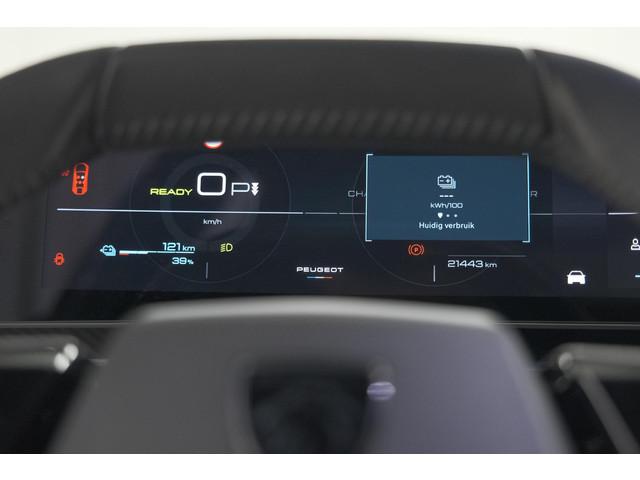 Peugeot E-3008