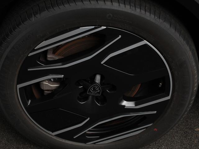 Peugeot E-3008