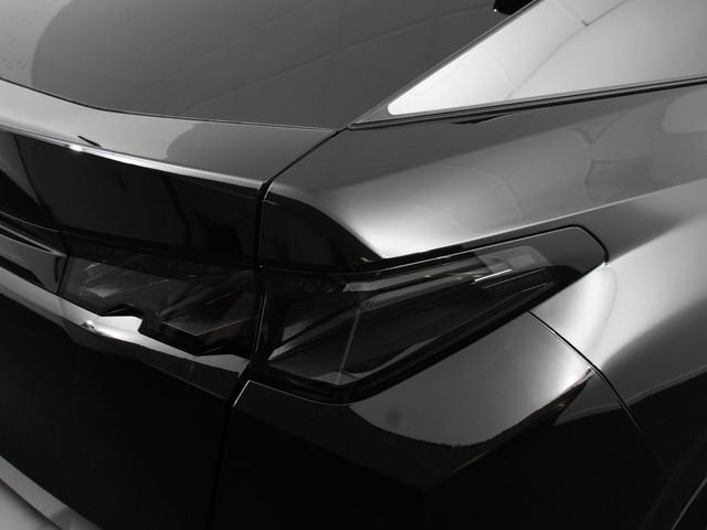 Peugeot E-3008