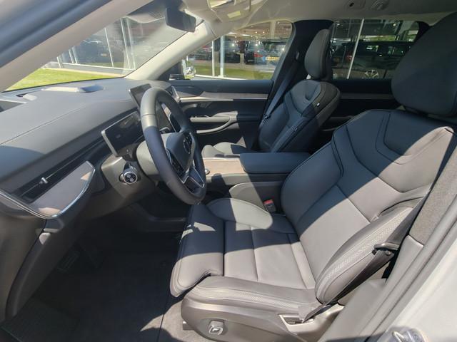 Volvo EX90