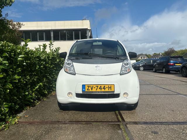 Peugeot iOn