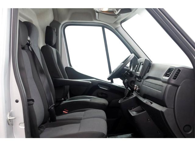 Nissan Interstar