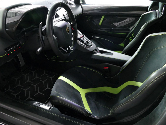 Lamborghini Aventador