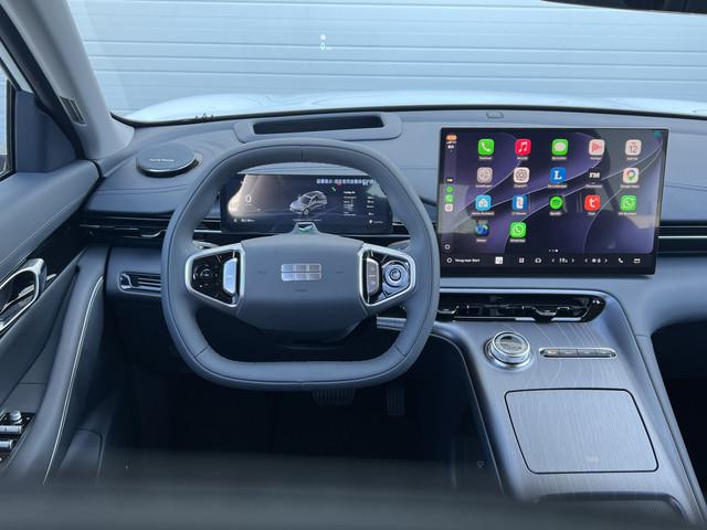 Geely E5