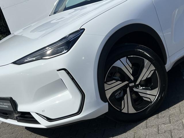 Geely E5