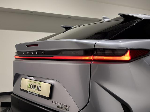 Lexus RZ