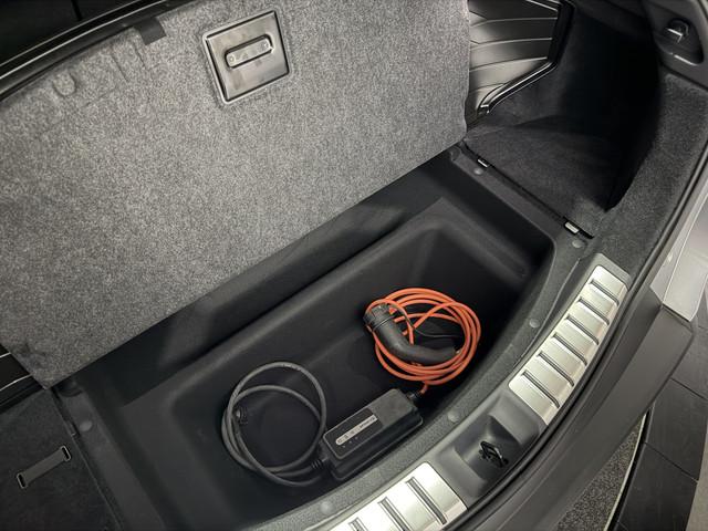 Lexus RZ