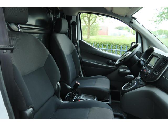 Nissan NV200