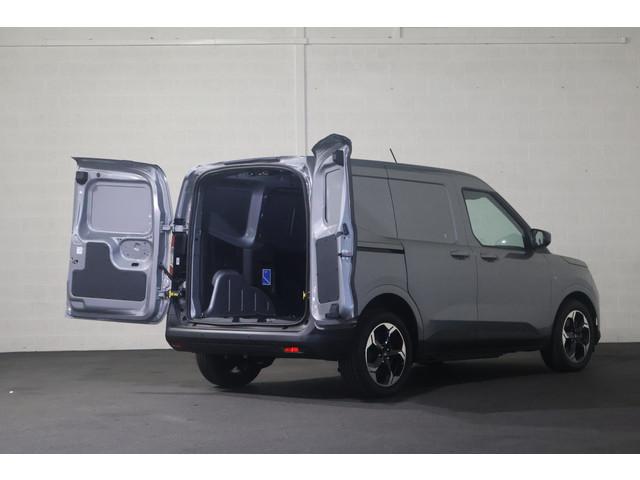 Ford E-Transit Courier