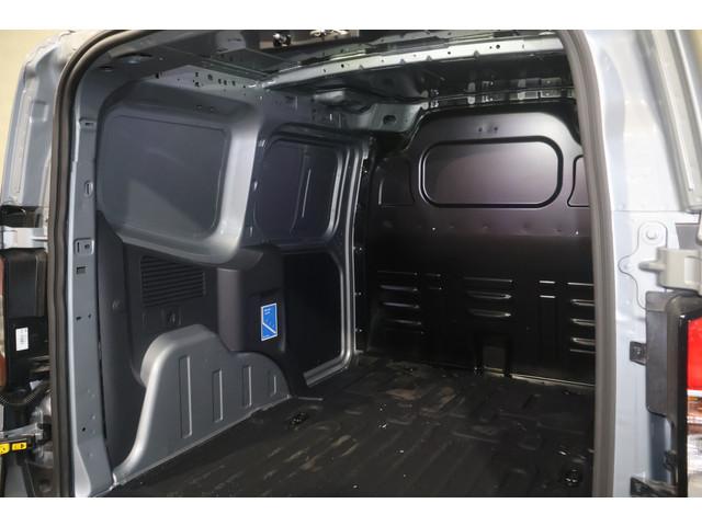 Ford E-Transit Courier