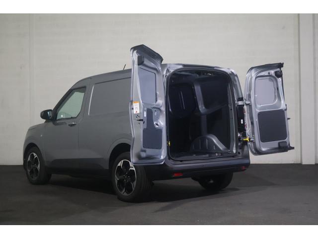 Ford E-Transit Courier