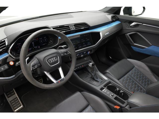Audi RSQ3