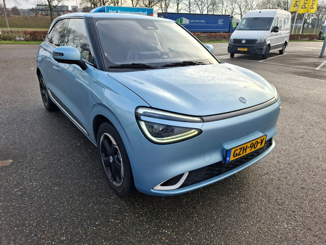 Dongfeng Box