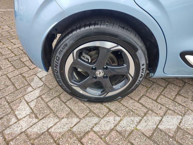 Dongfeng Box