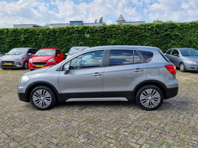 Suzuki S-Cross