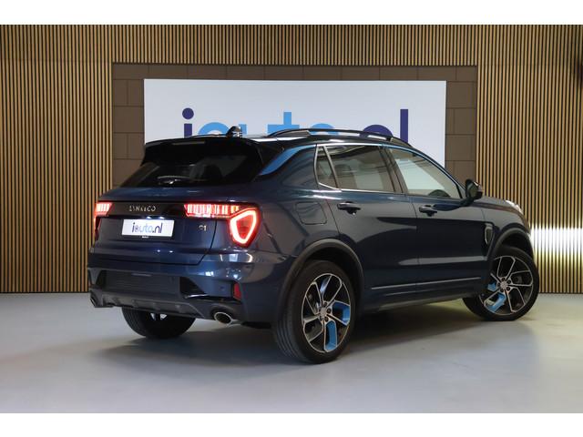 Lynk & Co 01