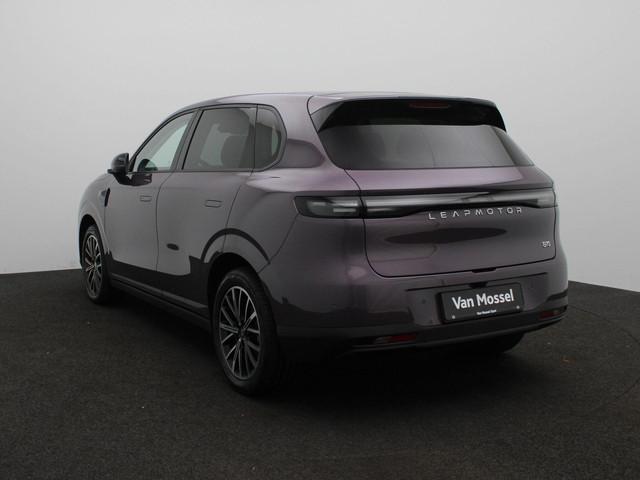 Leapmotor B10