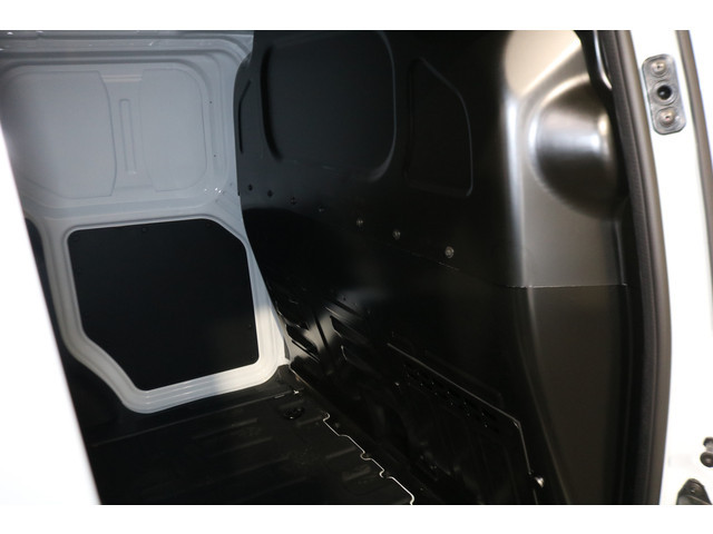 Ford E-Transit Courier