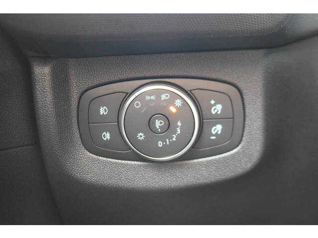 Ford E-Transit Courier