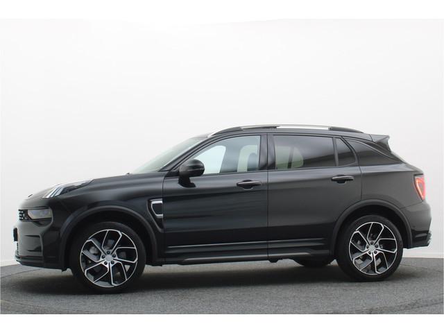 Lynk & Co 01