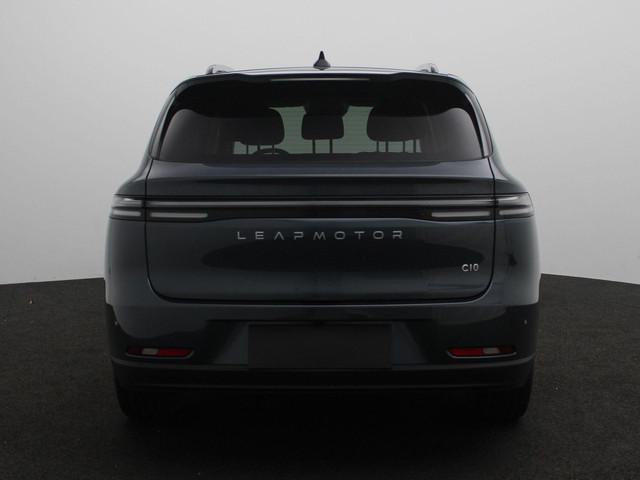 Leapmotor C10