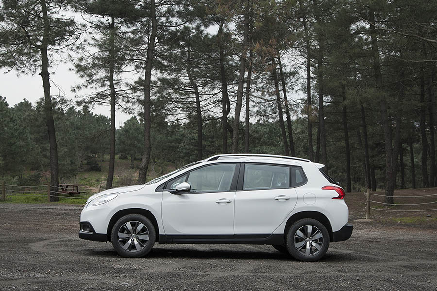 peugeot-2008-populairste-auto