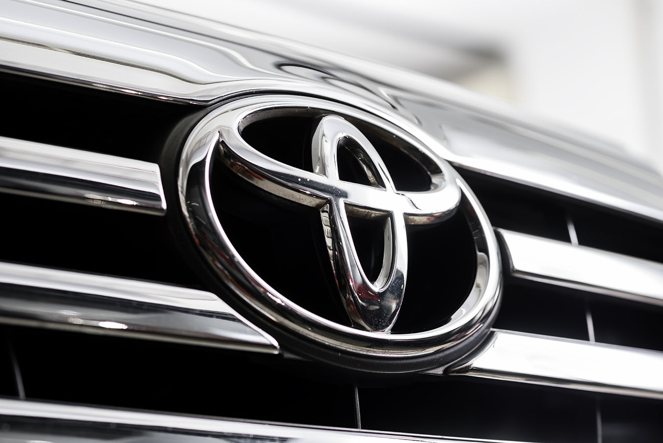 toyota-eerste-elektrische-auto-op-de-markt